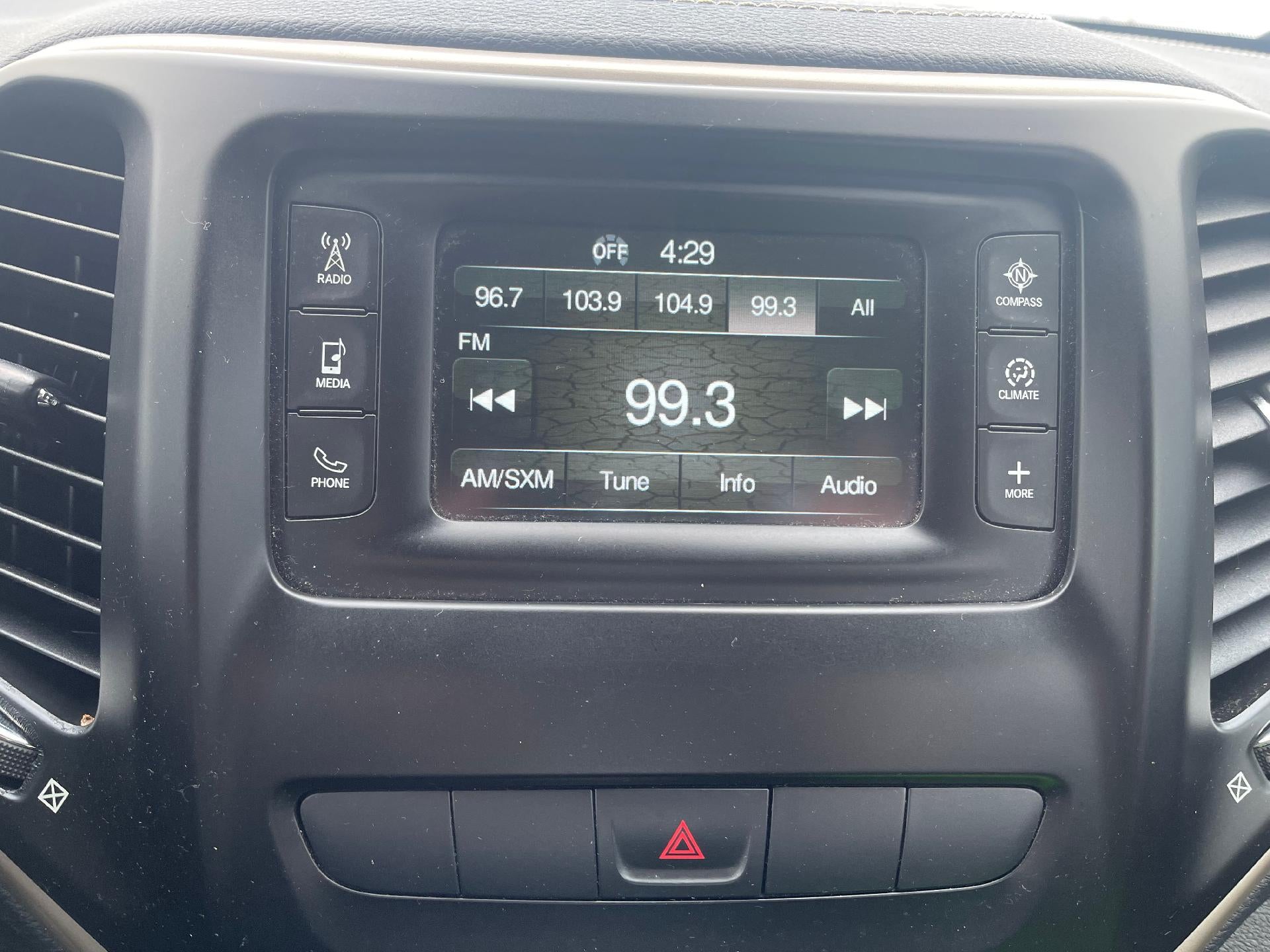 2014 Jeep Cherokee Sport