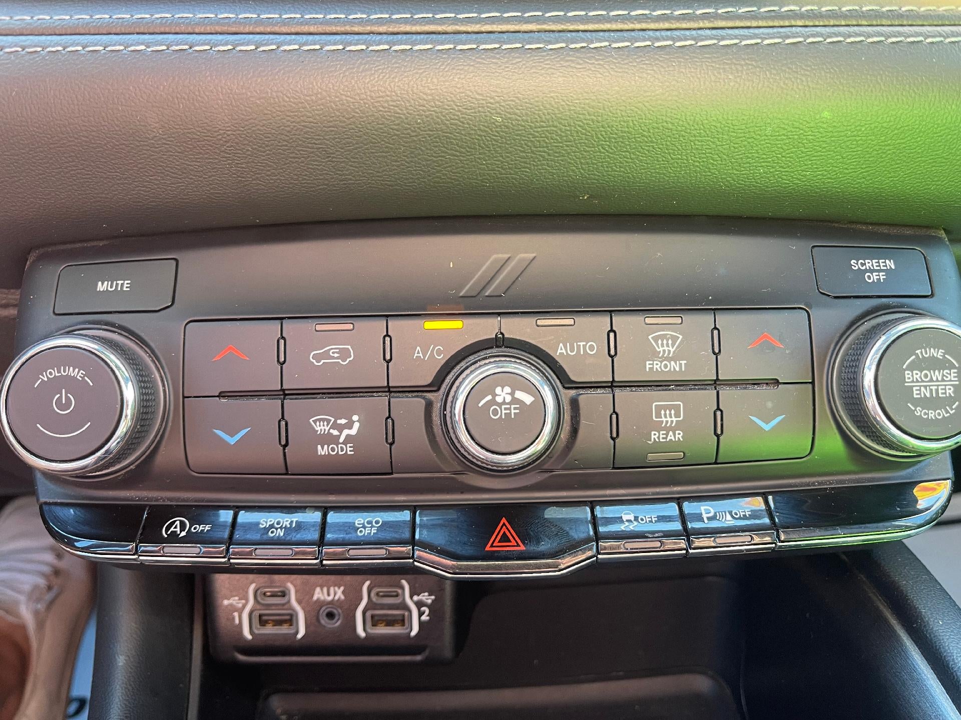 2023 Dodge Durango SXT Launch Edition