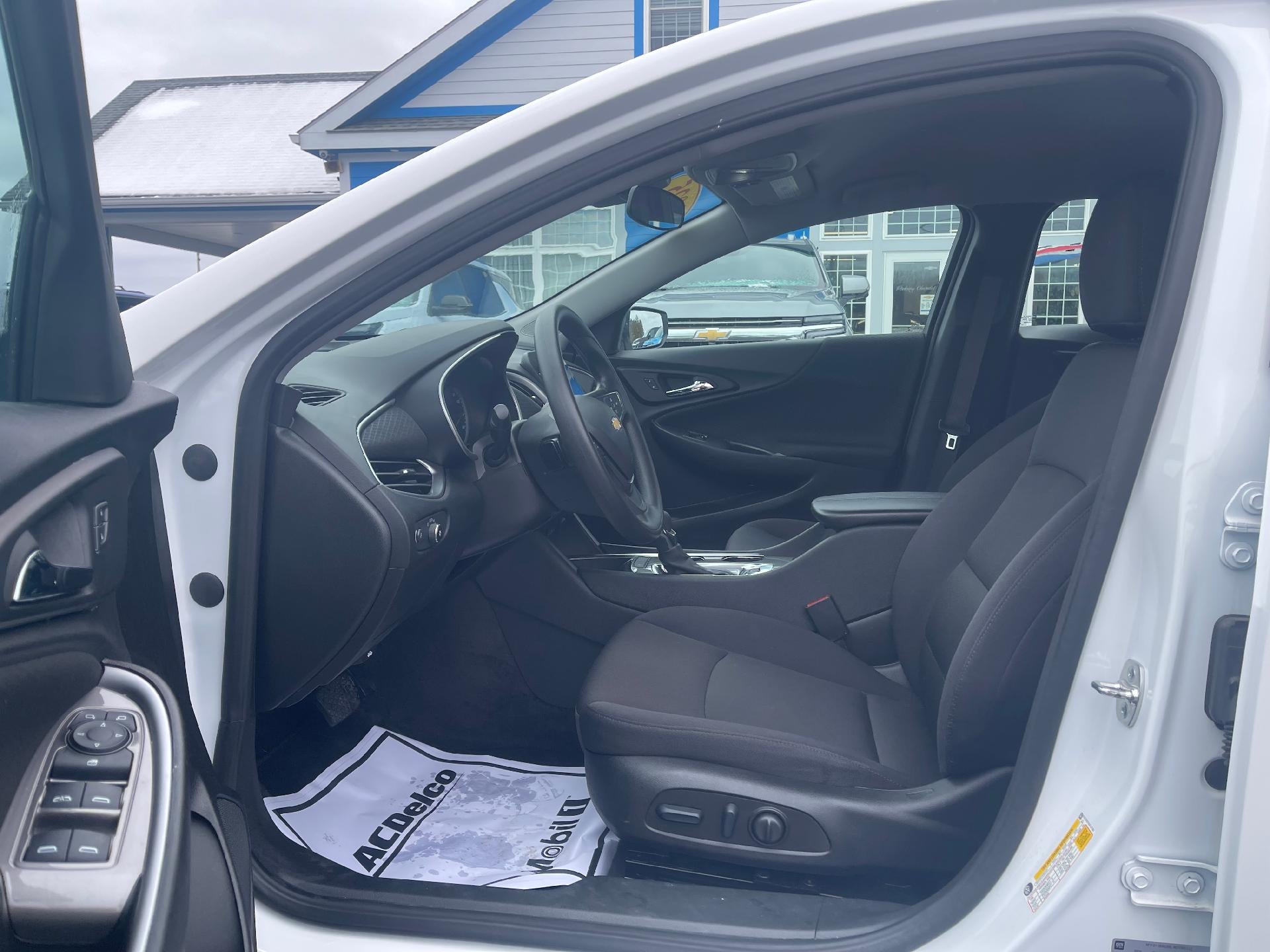 2025 Chevrolet Malibu 1LT