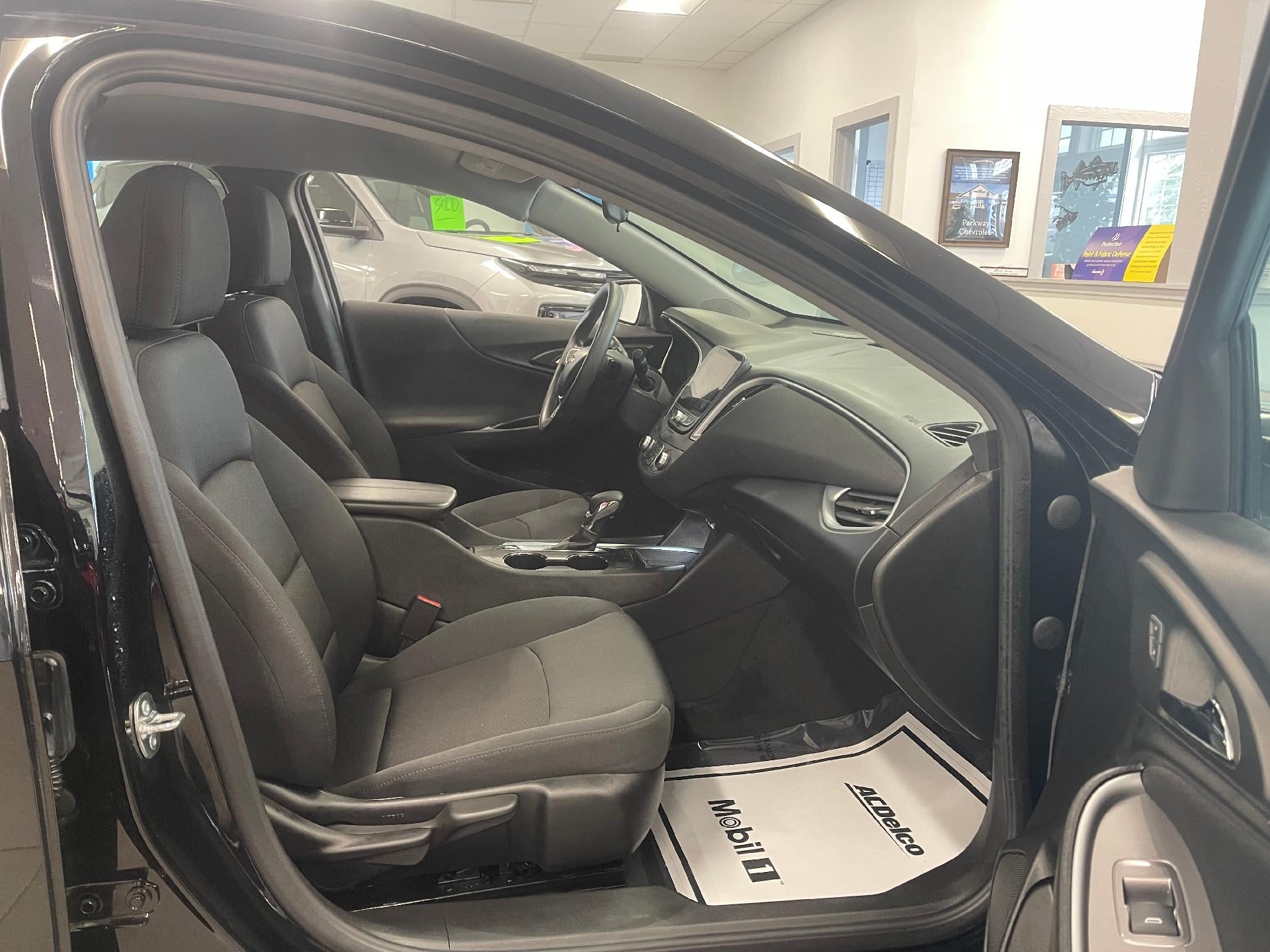 2025 Chevrolet Malibu 1LT