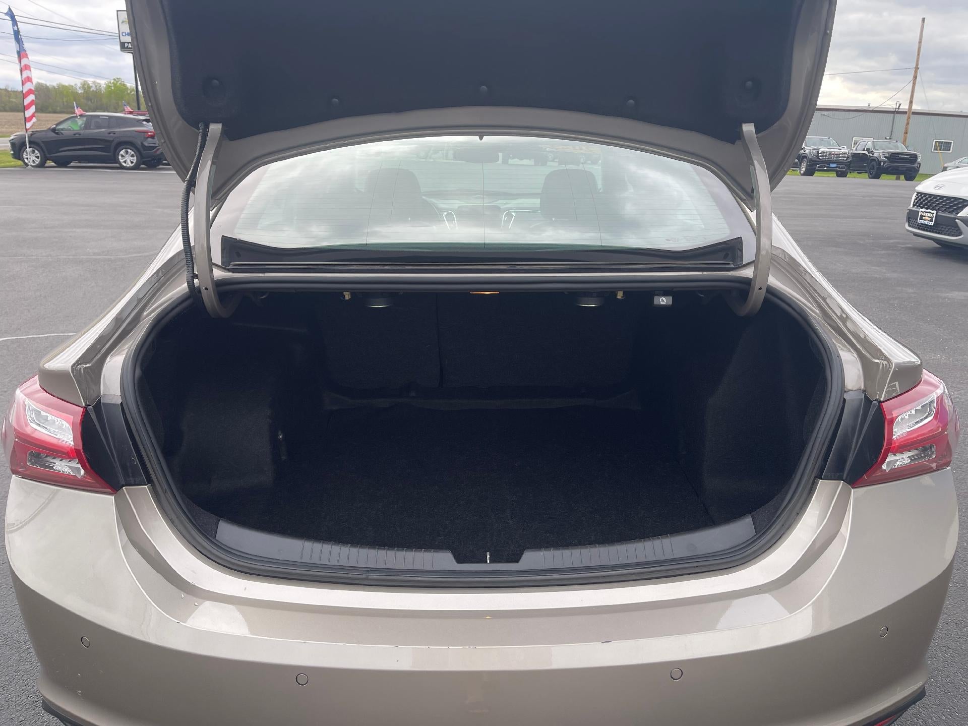 2024 Chevrolet Malibu 2LT