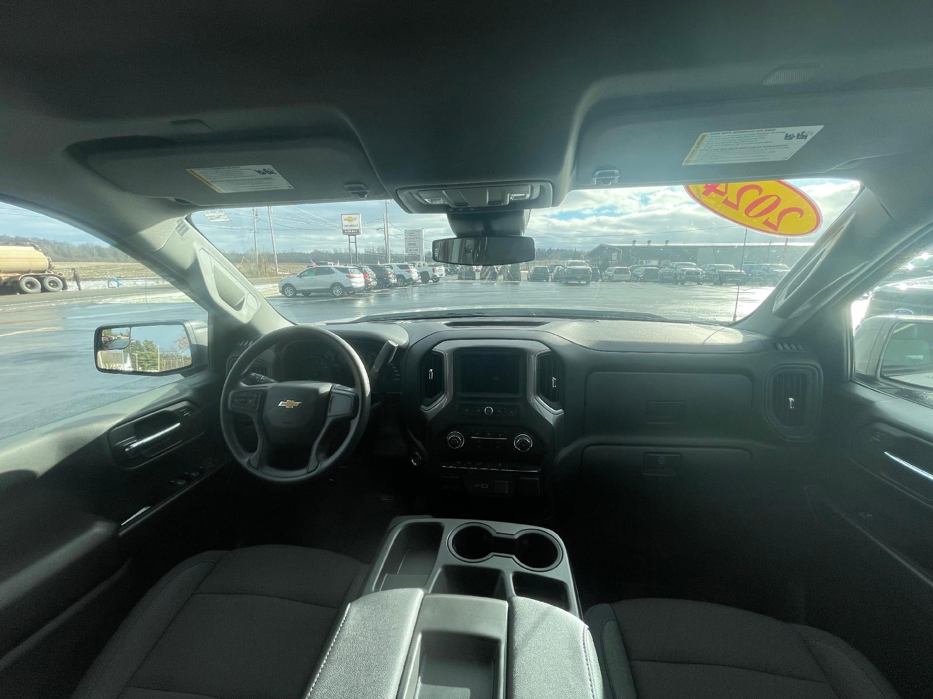 2024 Chevrolet Silverado 1500 Custom