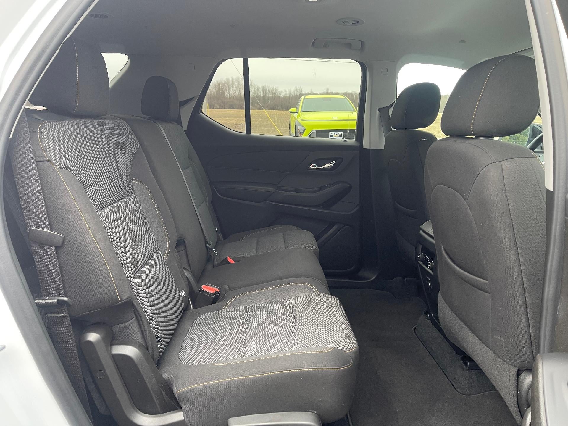 2021 Chevrolet Traverse LS