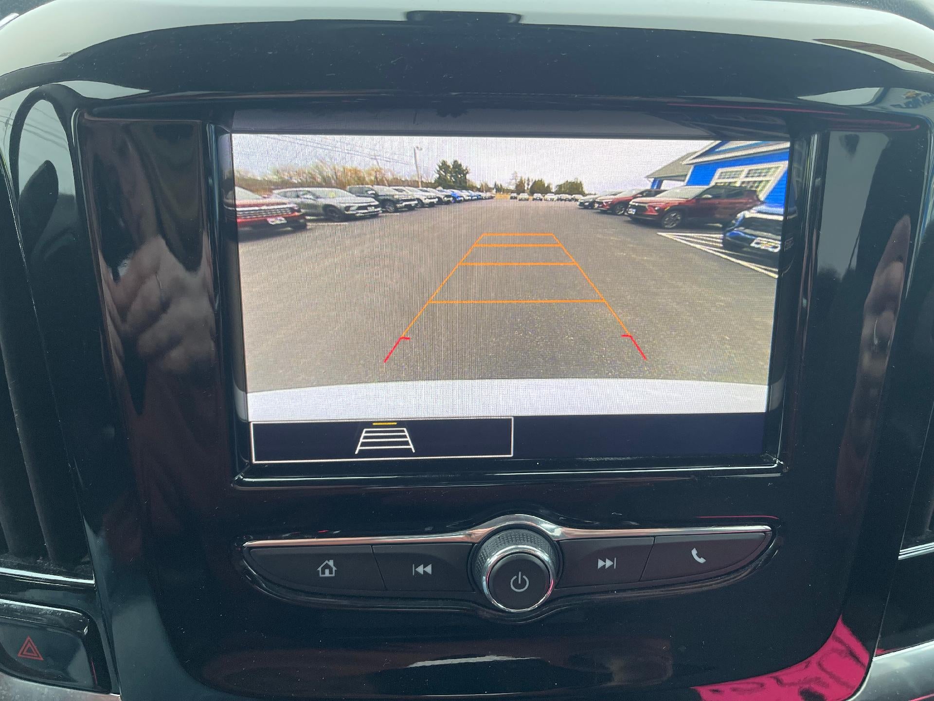 2021 Chevrolet Traverse LS