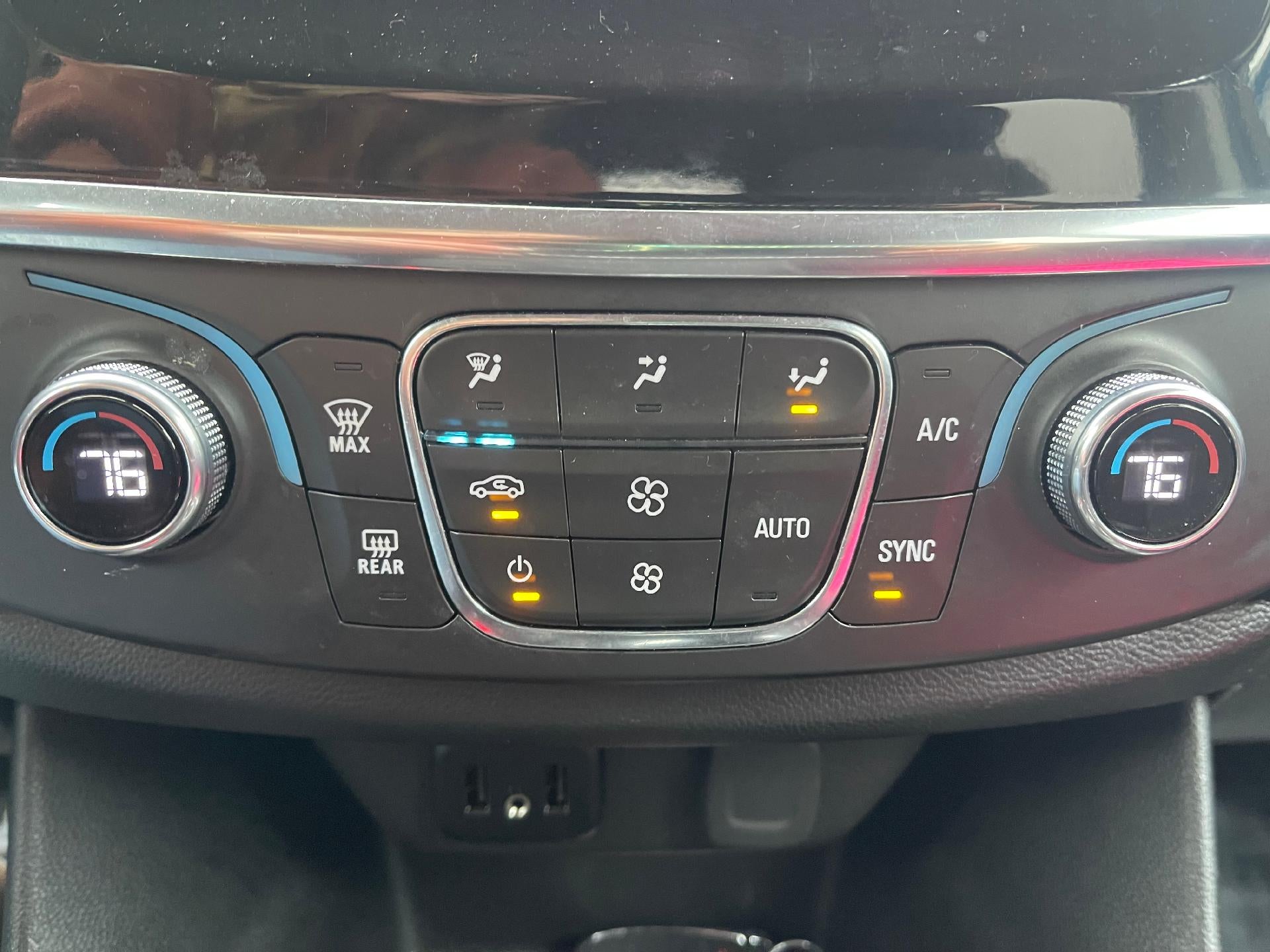 2021 Chevrolet Traverse LS