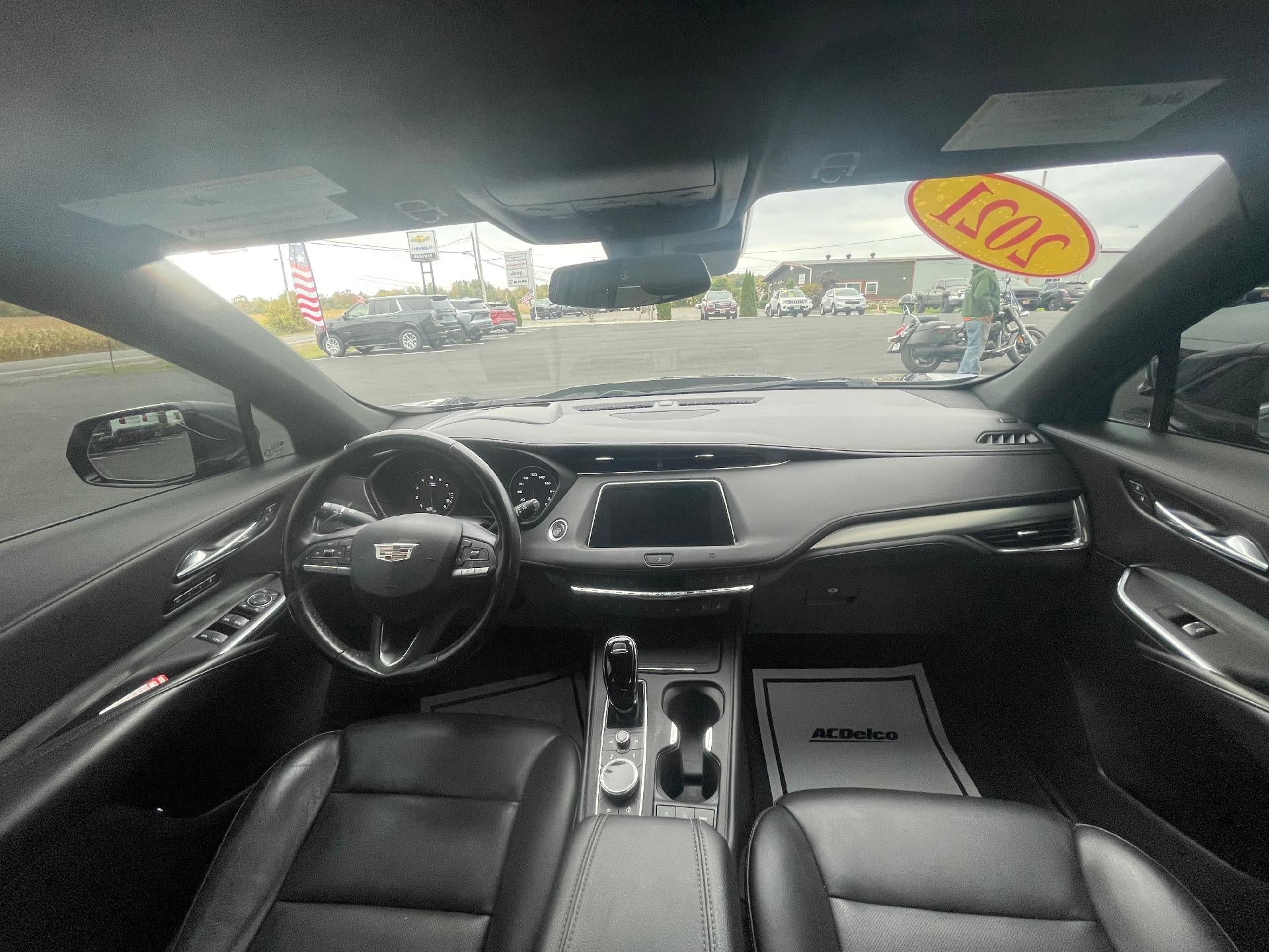 2021 Cadillac XT4 Premium Luxury