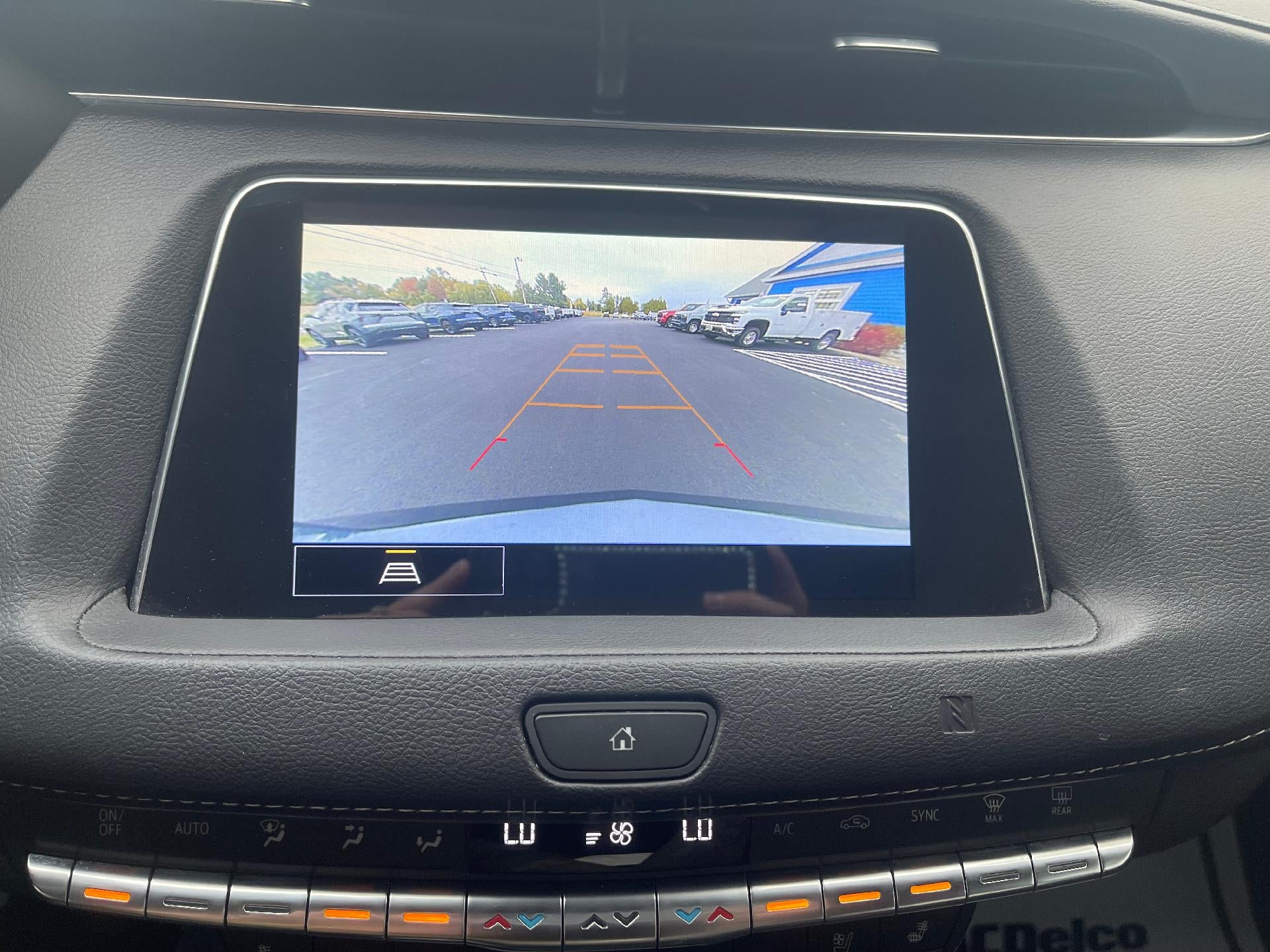 2021 Cadillac XT4 Premium Luxury