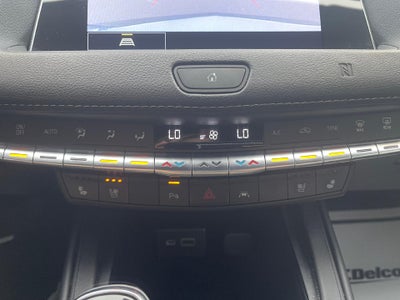 2021 Cadillac XT4 Premium Luxury