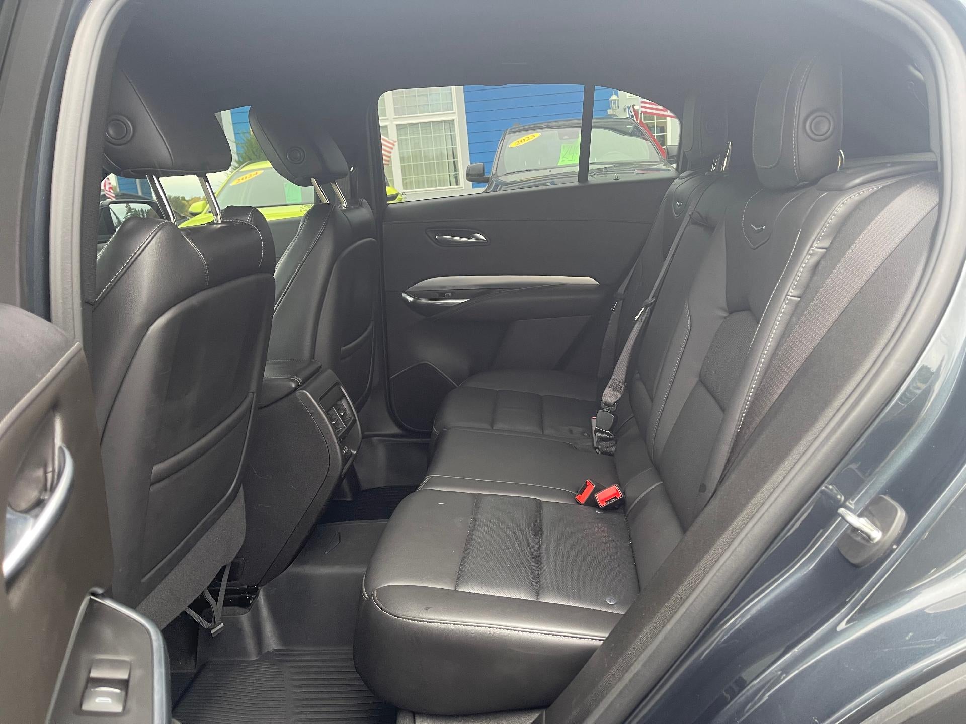 2021 Cadillac XT4 Premium Luxury