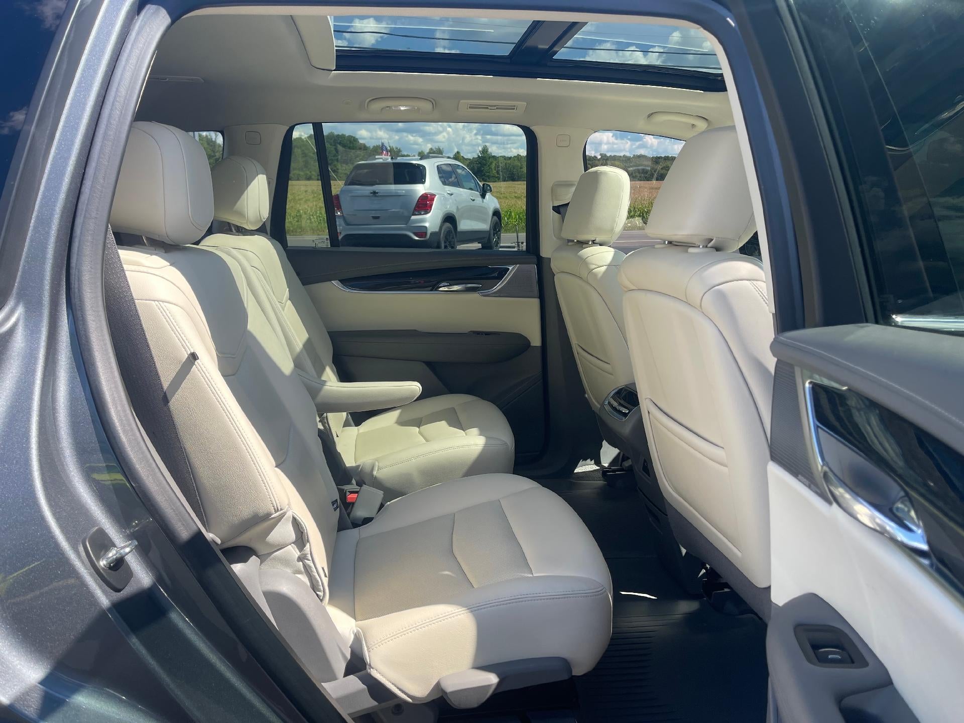 2022 Cadillac XT6 Premium Luxury