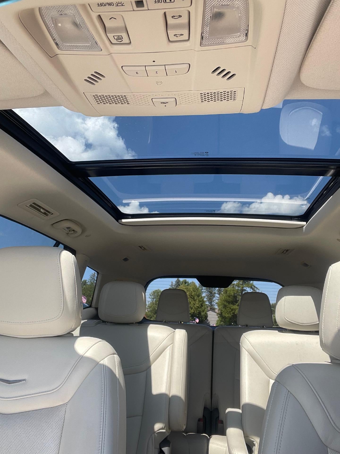 2022 Cadillac XT6 Premium Luxury