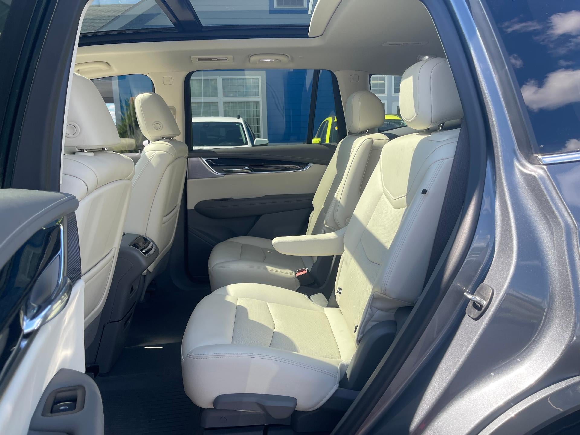 2022 Cadillac XT6 Premium Luxury