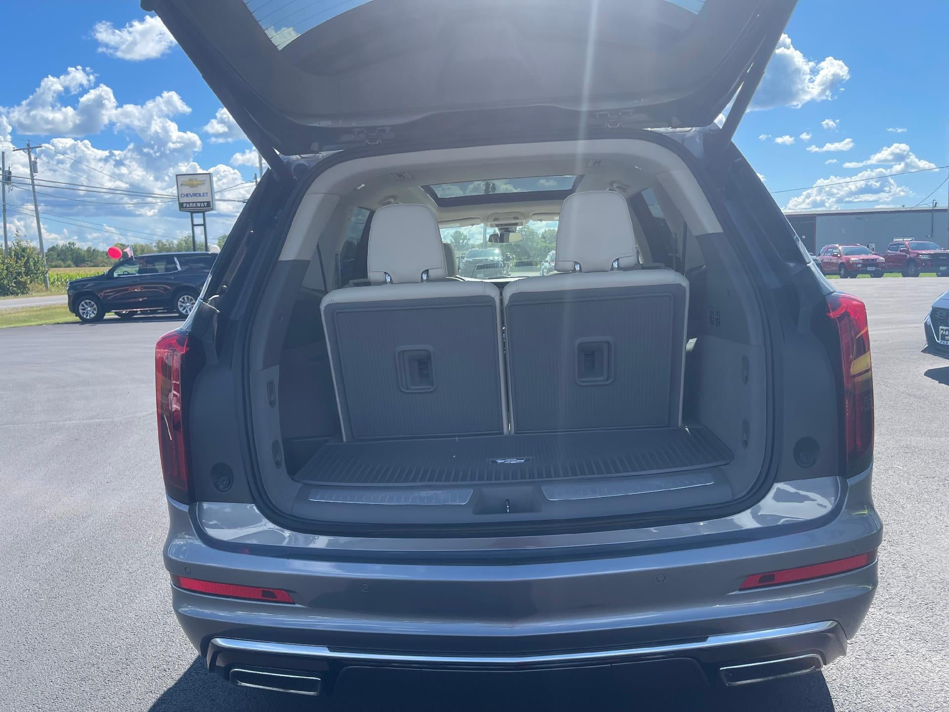 2022 Cadillac XT6 Premium Luxury