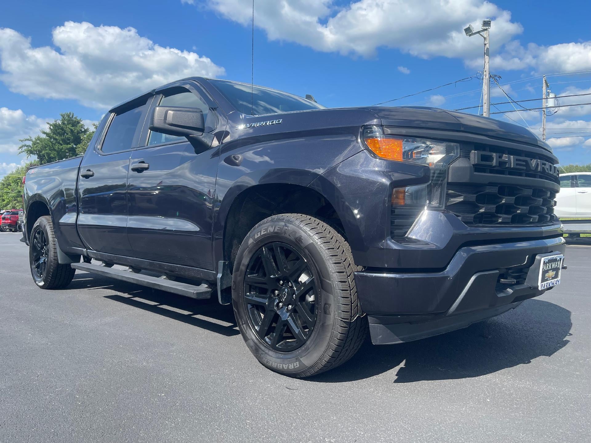 2022 Chevrolet Silverado 1500 Custom