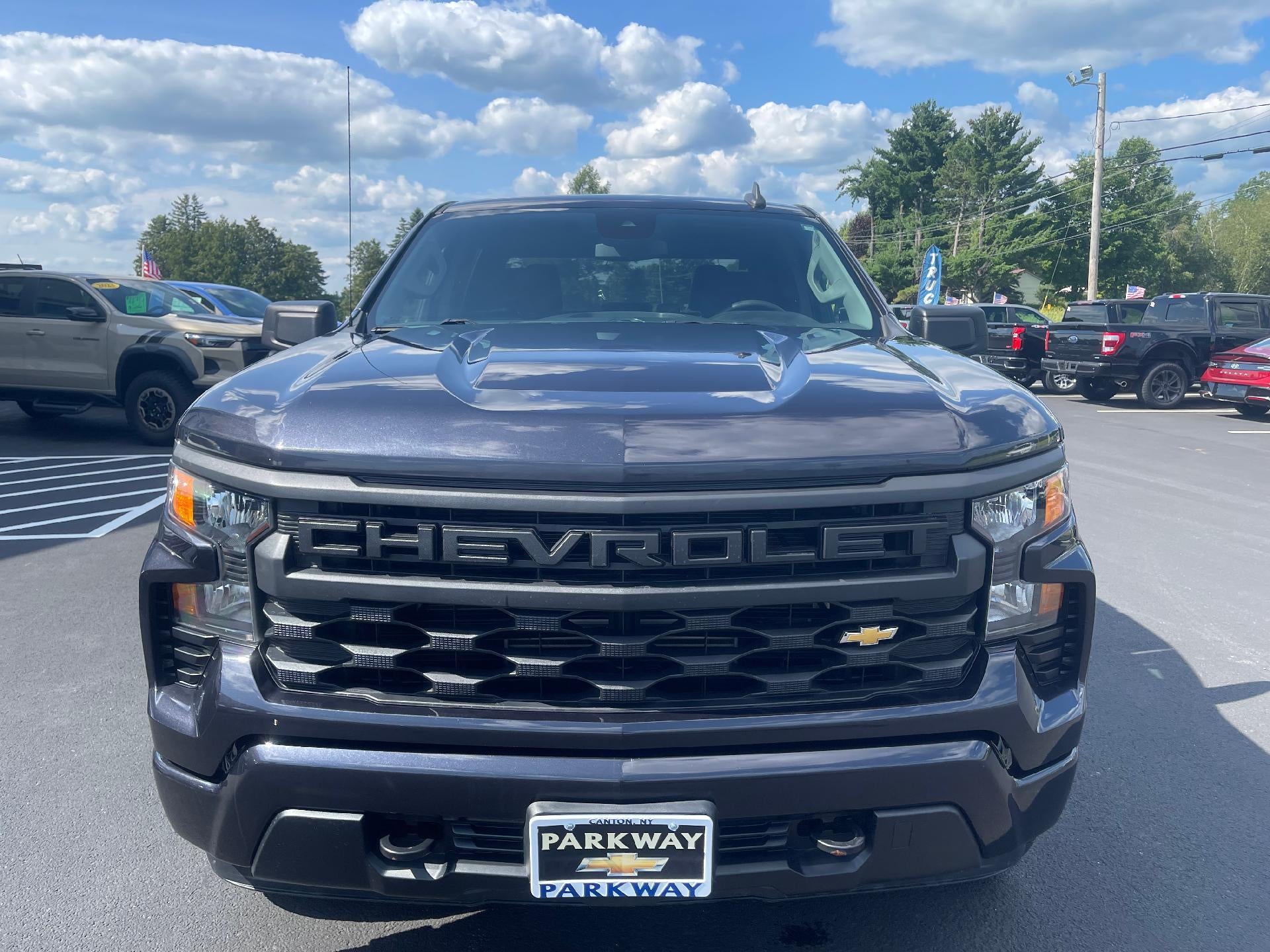 2022 Chevrolet Silverado 1500 Custom
