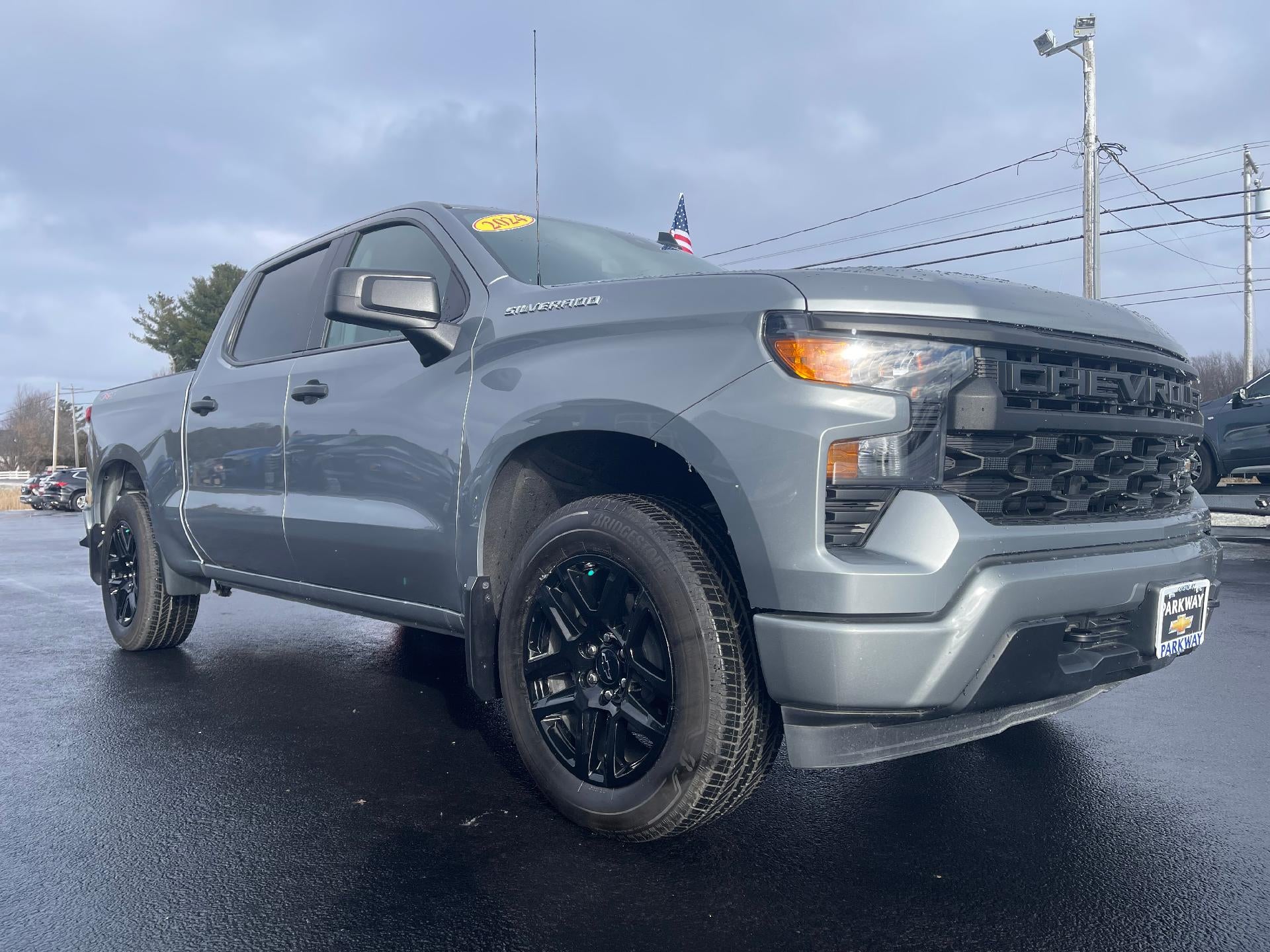 2024 Chevrolet Silverado 1500 Custom