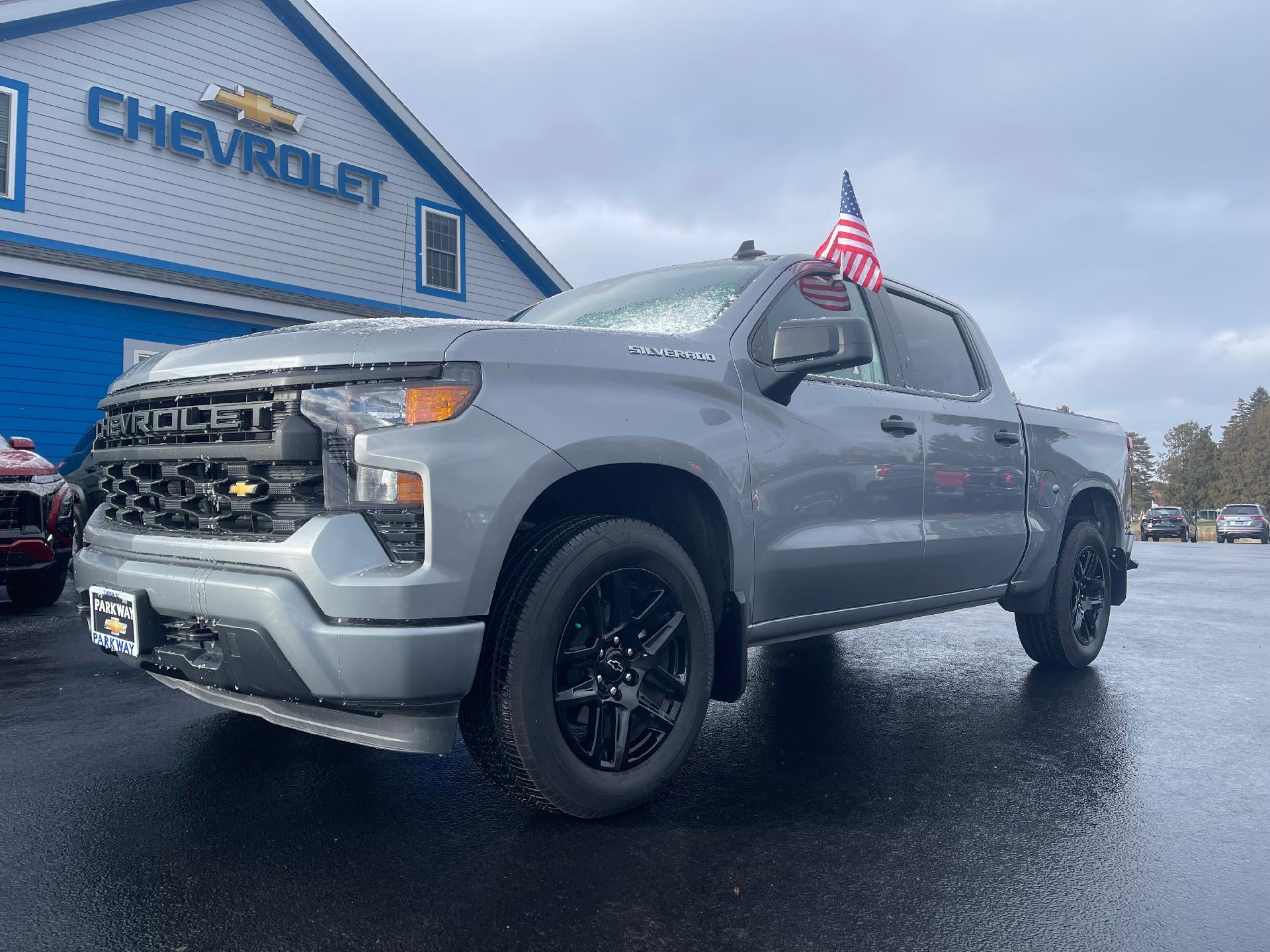 2024 Chevrolet Silverado 1500 Custom