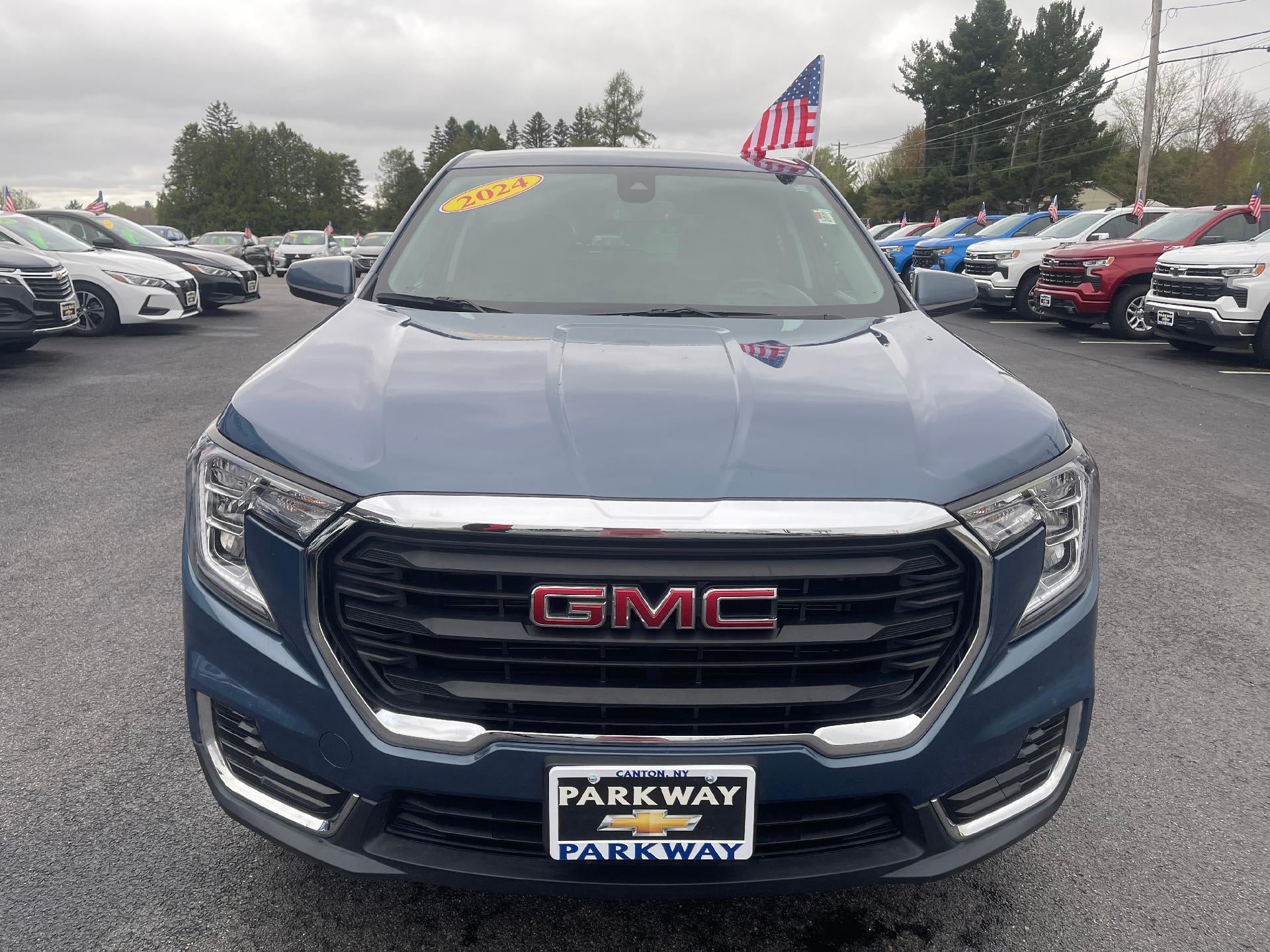 2024 GMC Terrain SLE