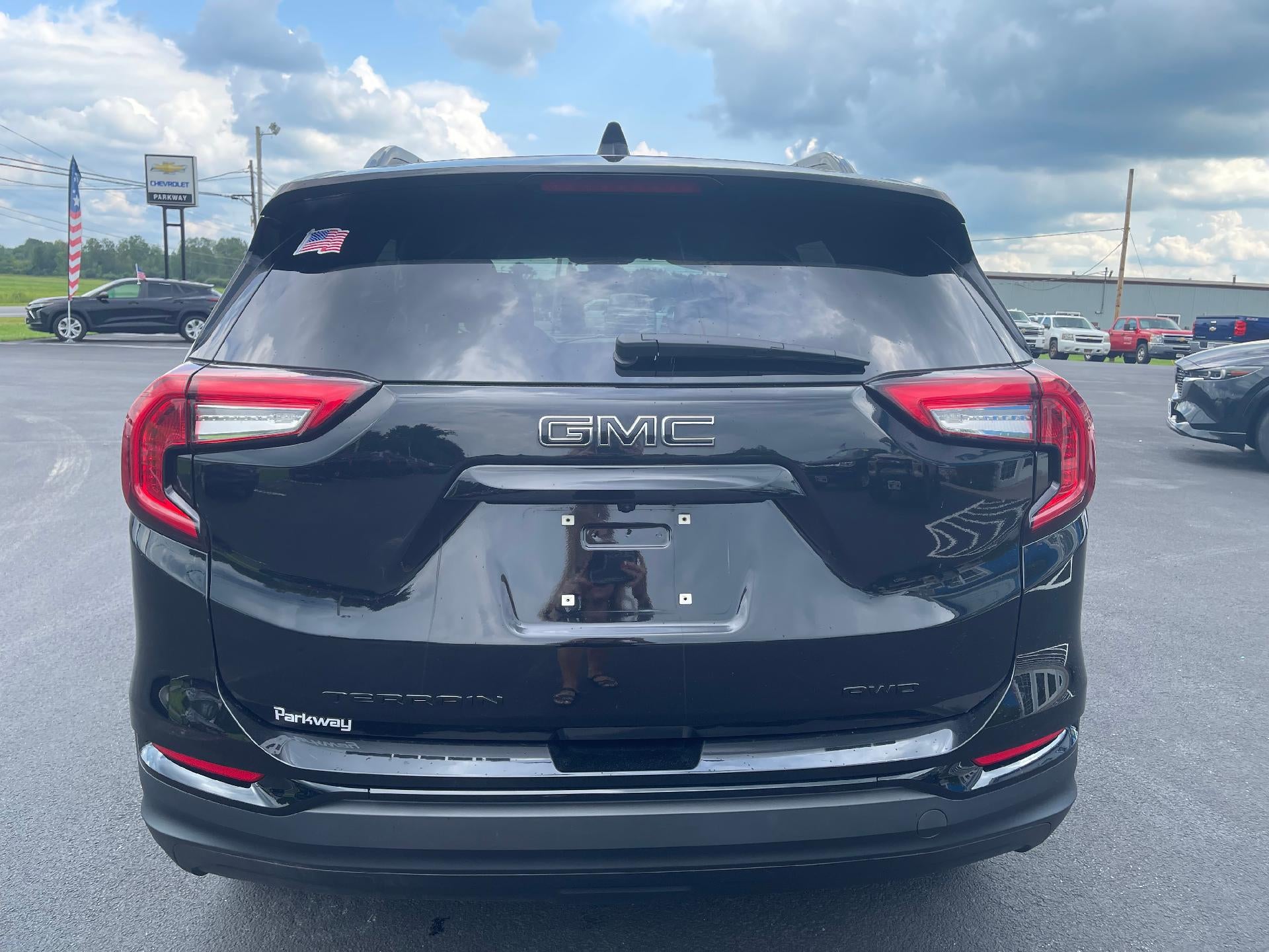 2023 GMC Terrain SLE