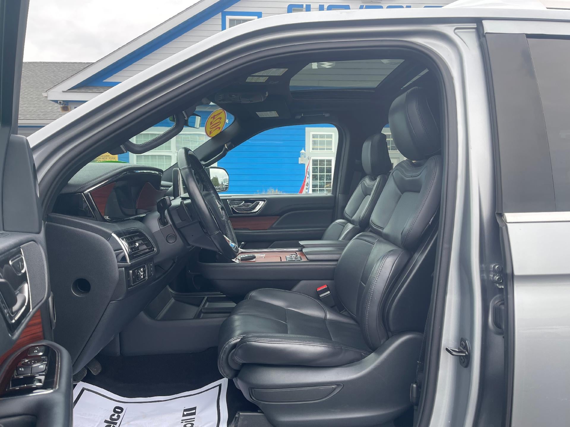 2024 Lincoln Navigator Premiere