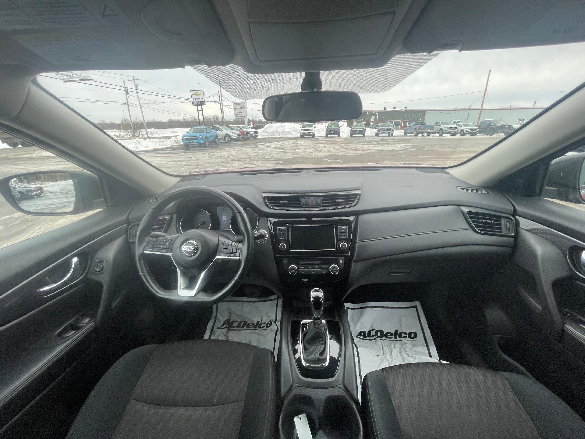 2018 Nissan Rogue SV