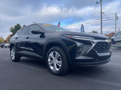 2025 Chevrolet Trax LS