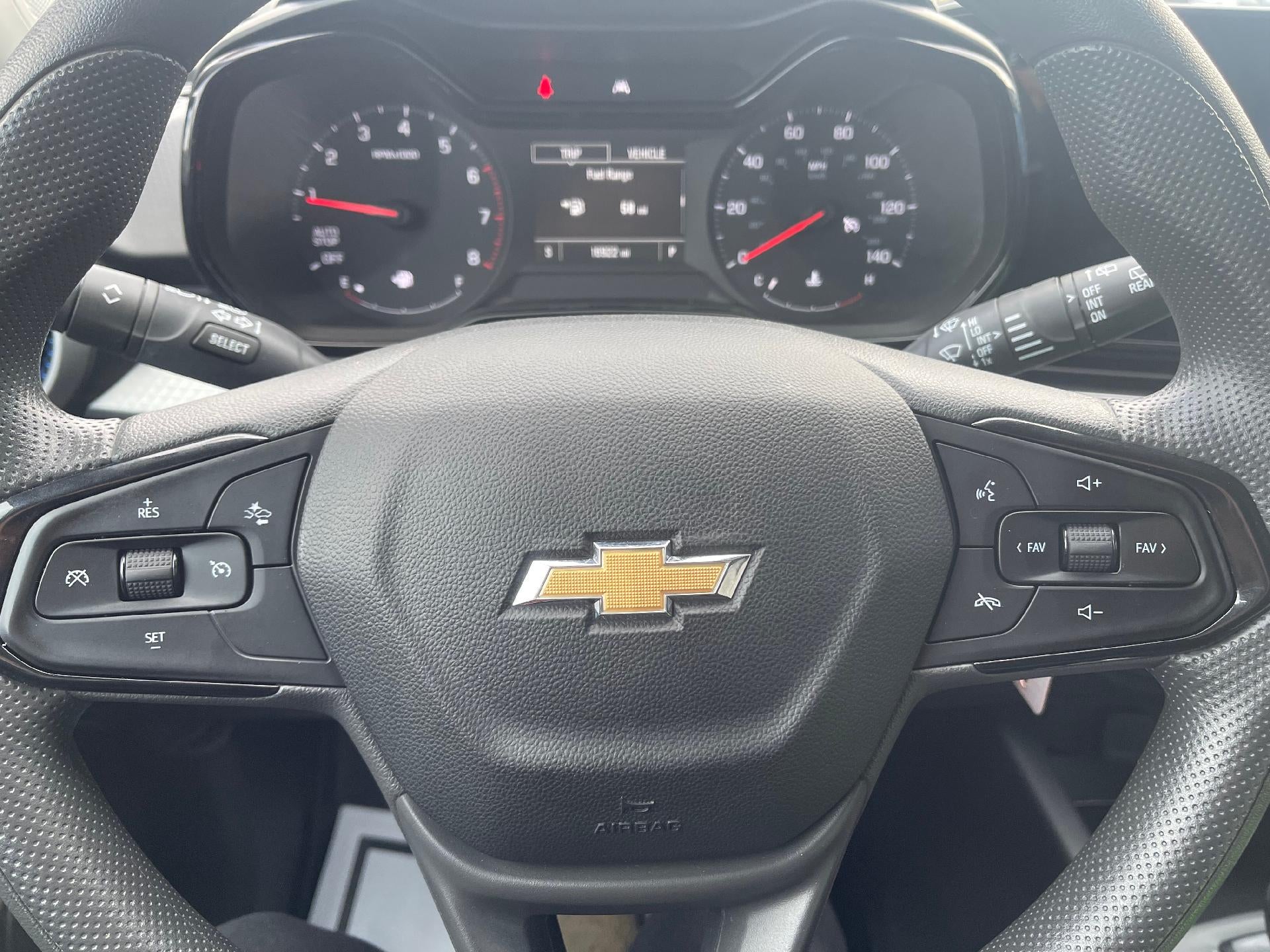 2025 Chevrolet Trax LS