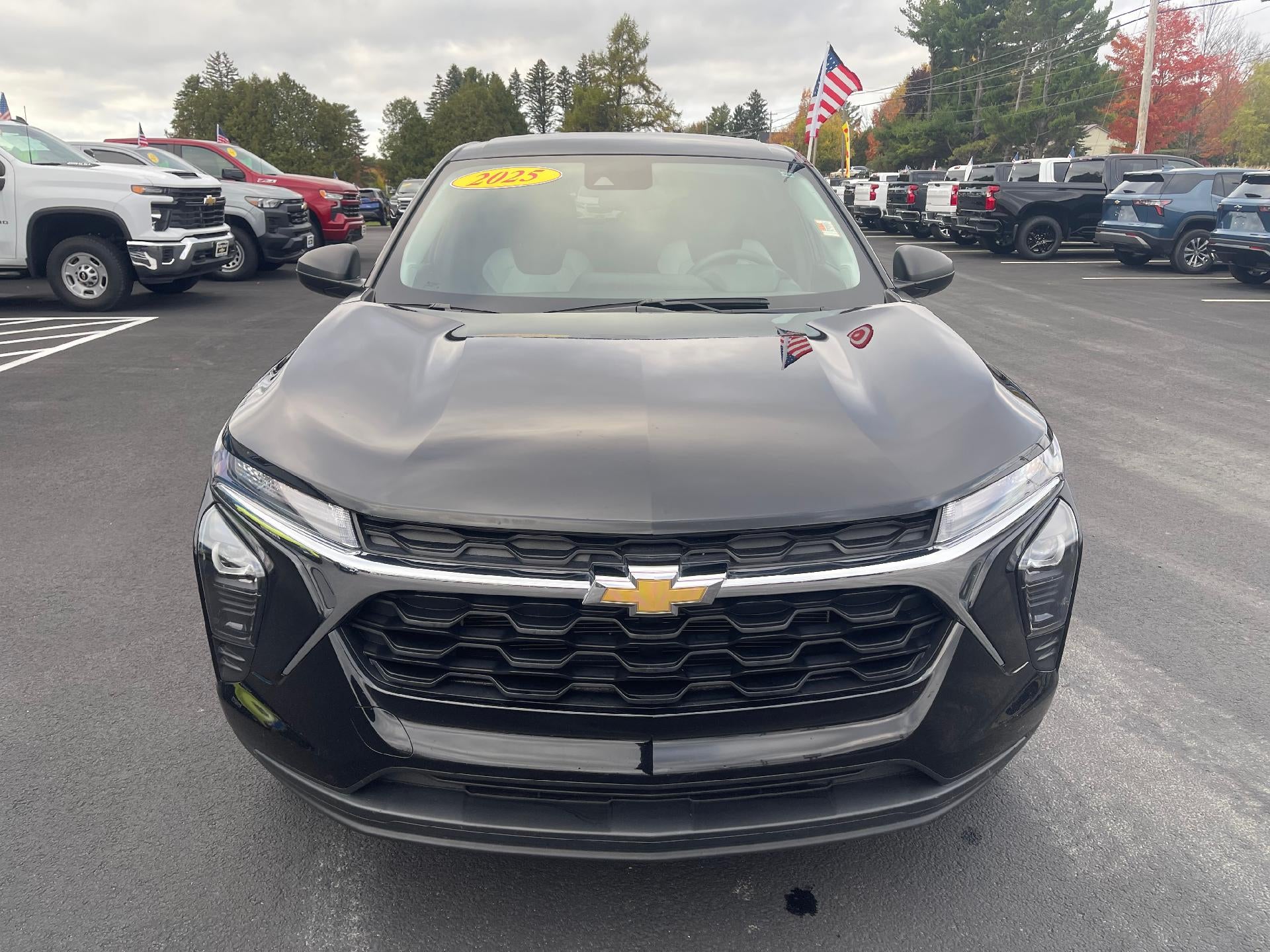 2025 Chevrolet Trax LS