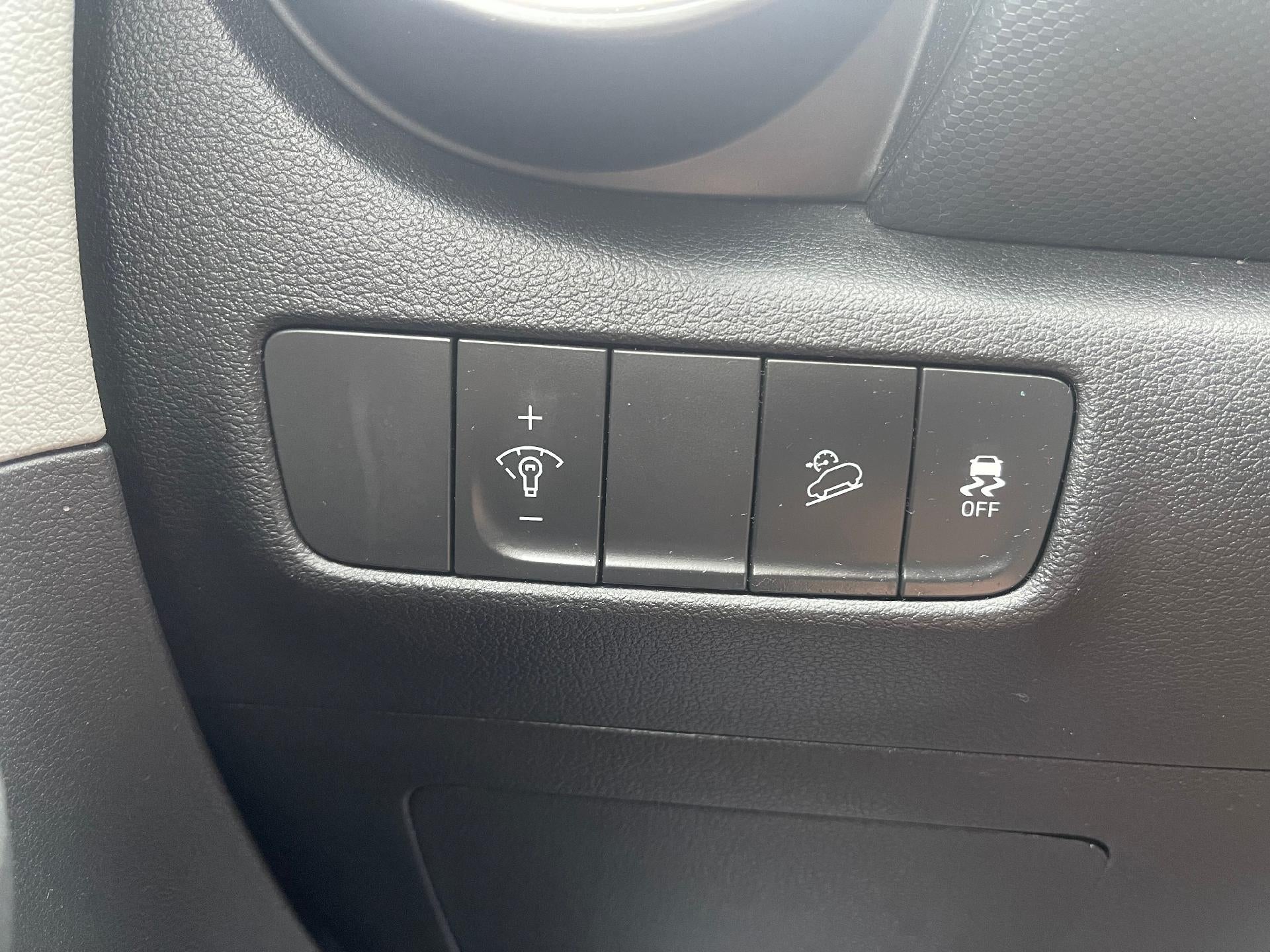 2023 Hyundai Kona SE