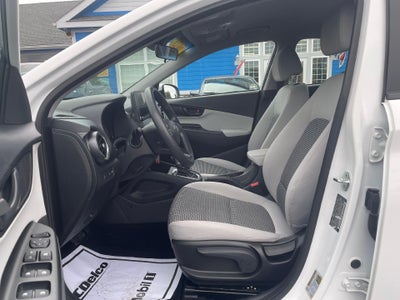 2023 Hyundai Kona SE